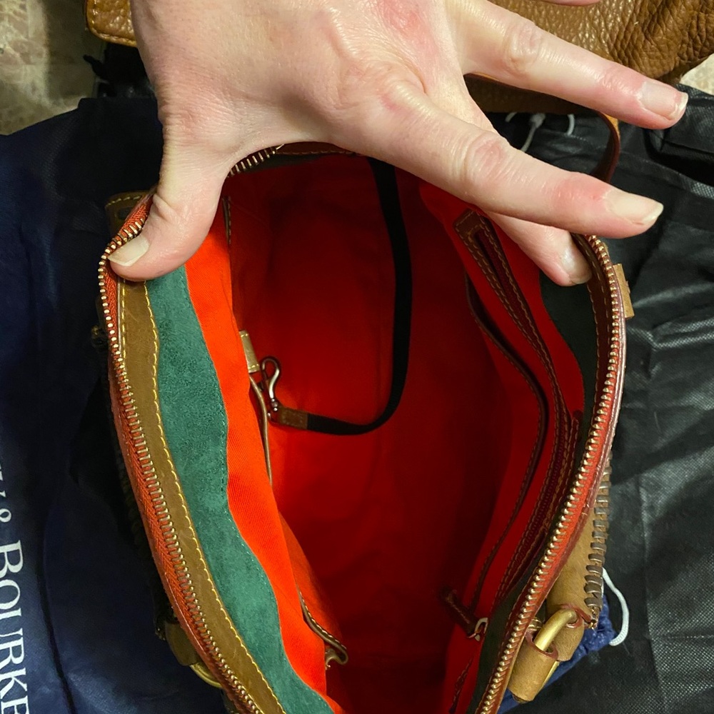 Purse - Picture 3 of 4